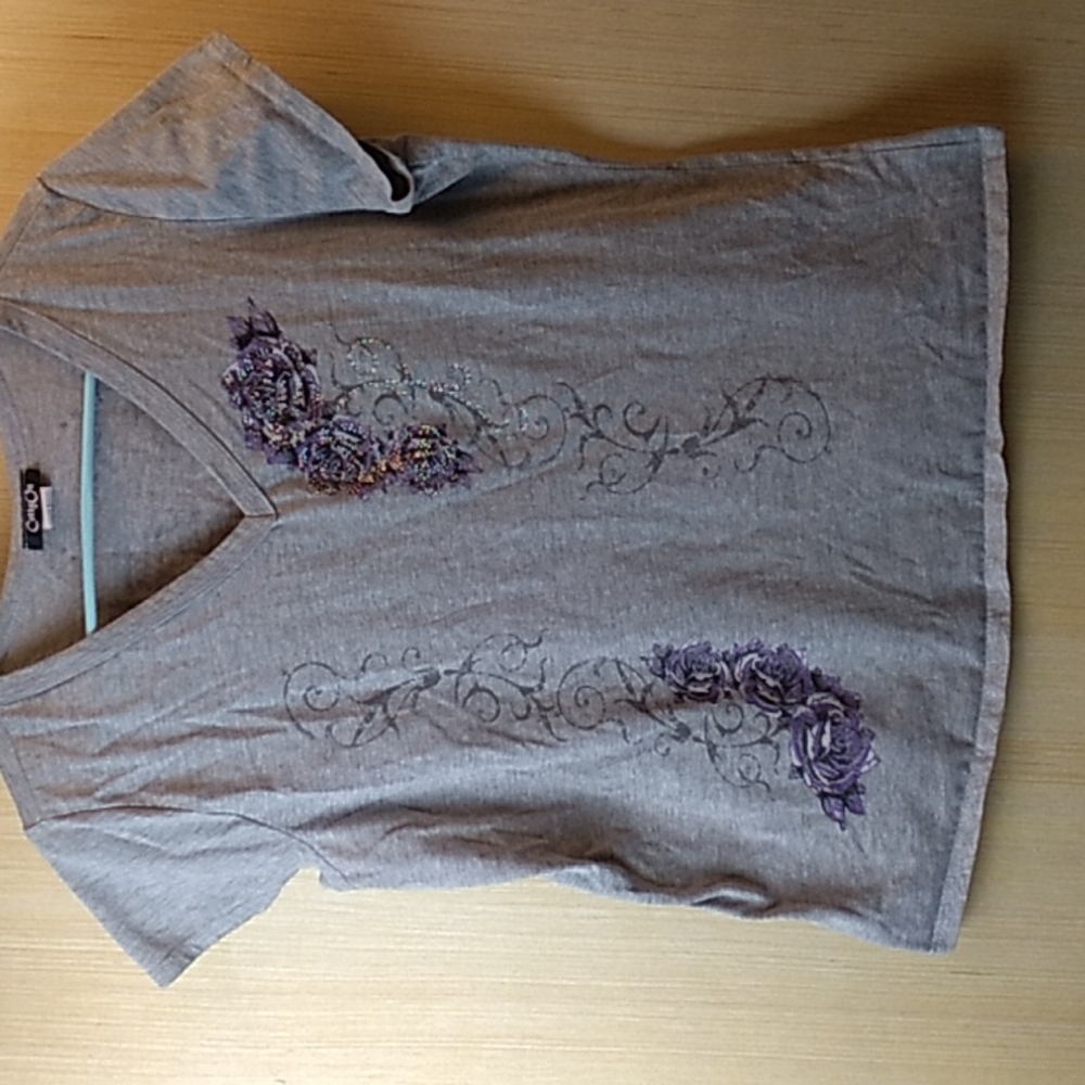 Cotton On women's gray tshirt w Purple & Rhinestones  size Large